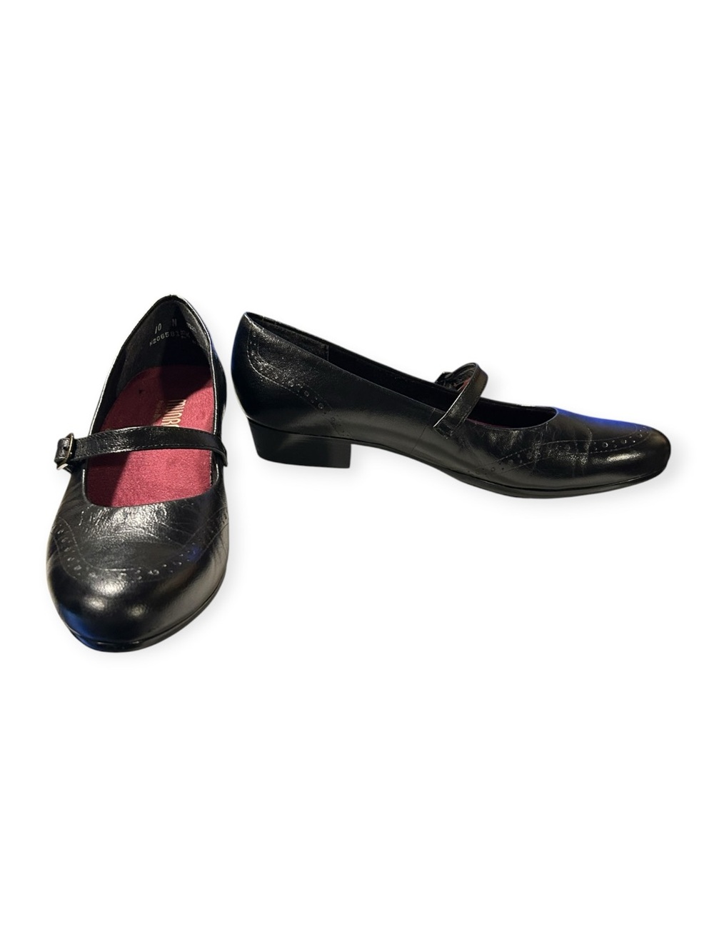 Munro American Whitney Black Leather Mary Jane Wingtip Brogue Flats 10 NWOT
